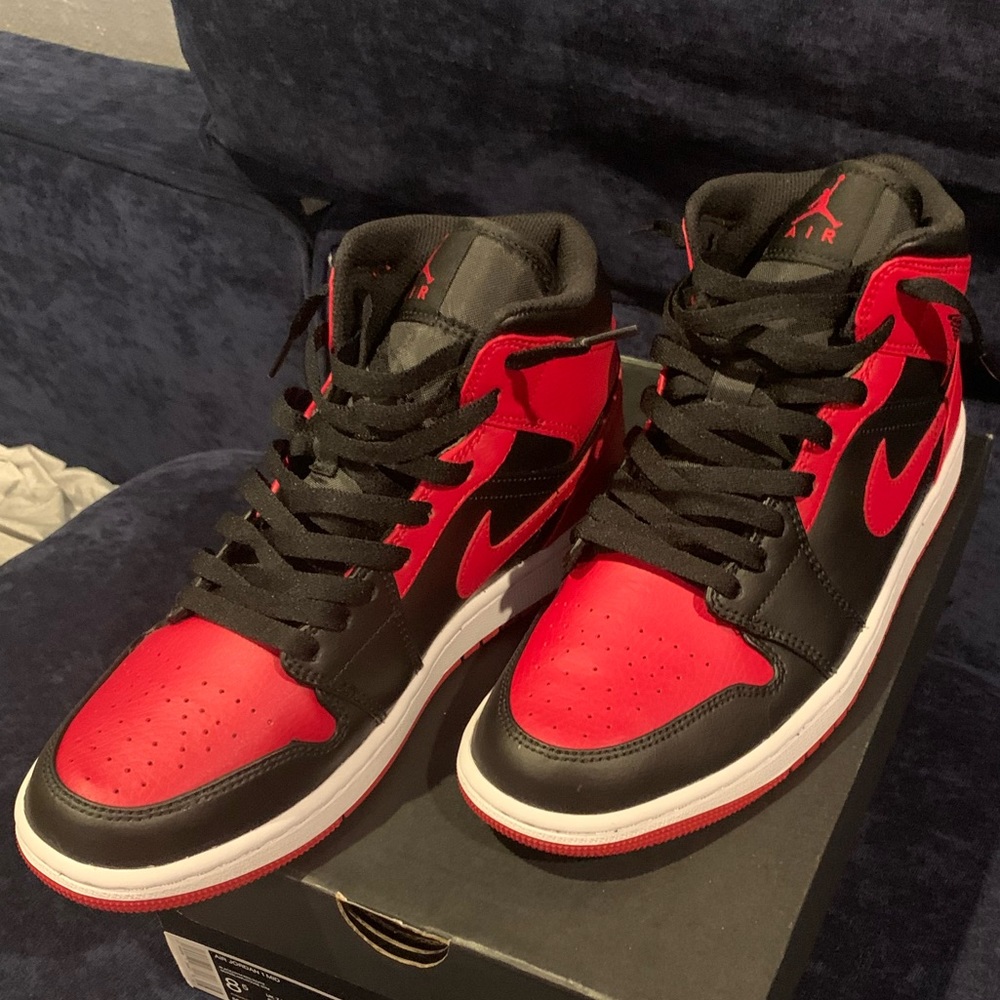 Nike Air Jordan 1 Banned
